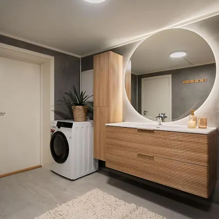 Sydpol Designer Northern Lights View Apartment